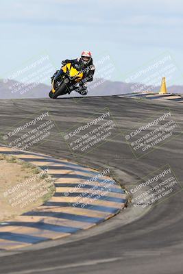 media/Nov-16-2025-Race Pace (Sun) [[8c5fa54630]]/Verified Riders/1-Turns 9 and 10 (925am)/